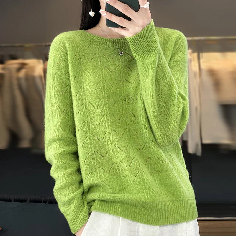 Clarinda London | Soft Cream Cashmere Sweater