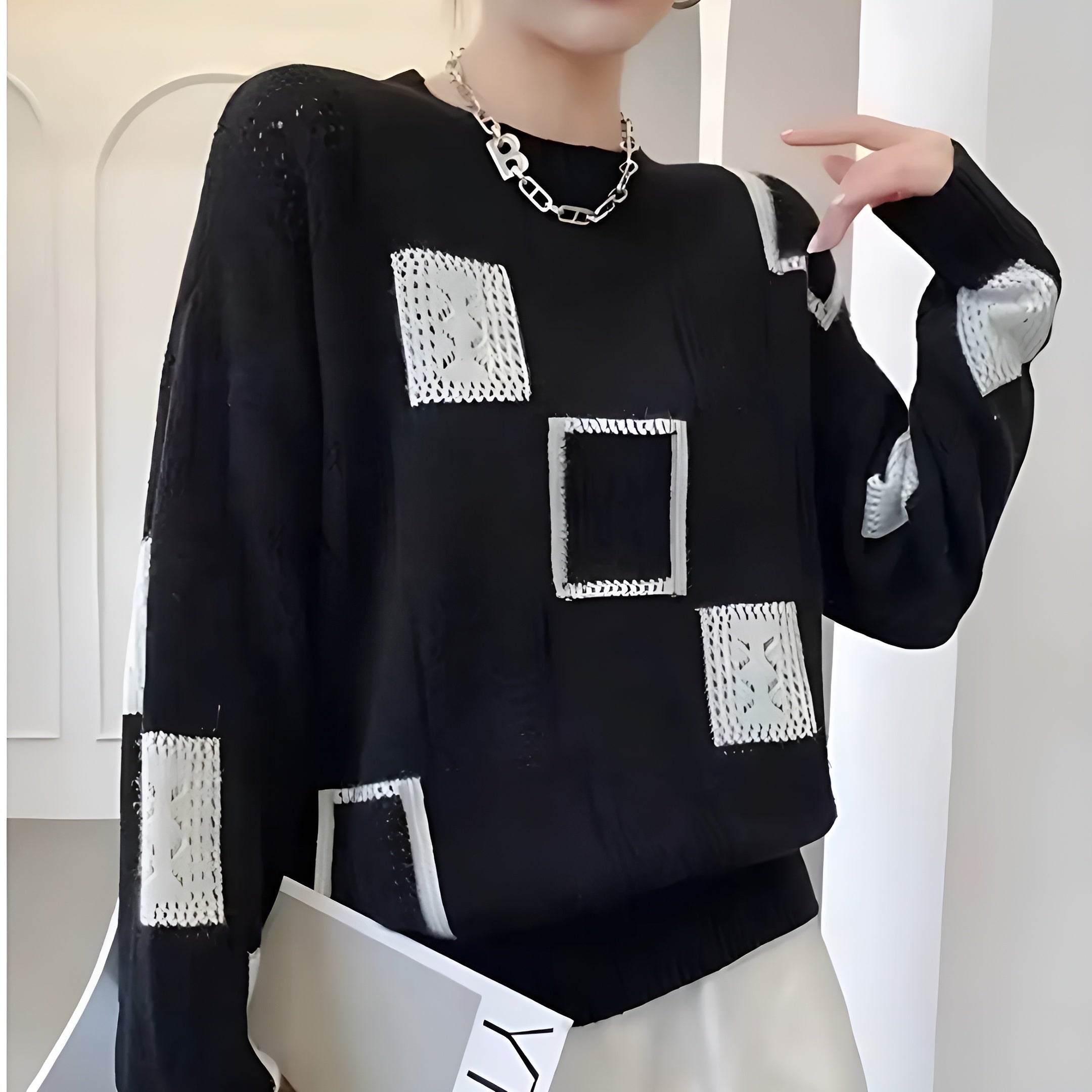 Aliora London - Chic Women's Sweater