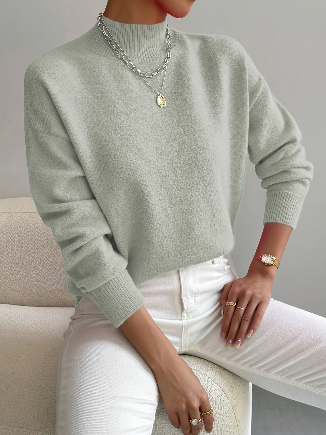 Ylena London – Elegant and Warm Sweater