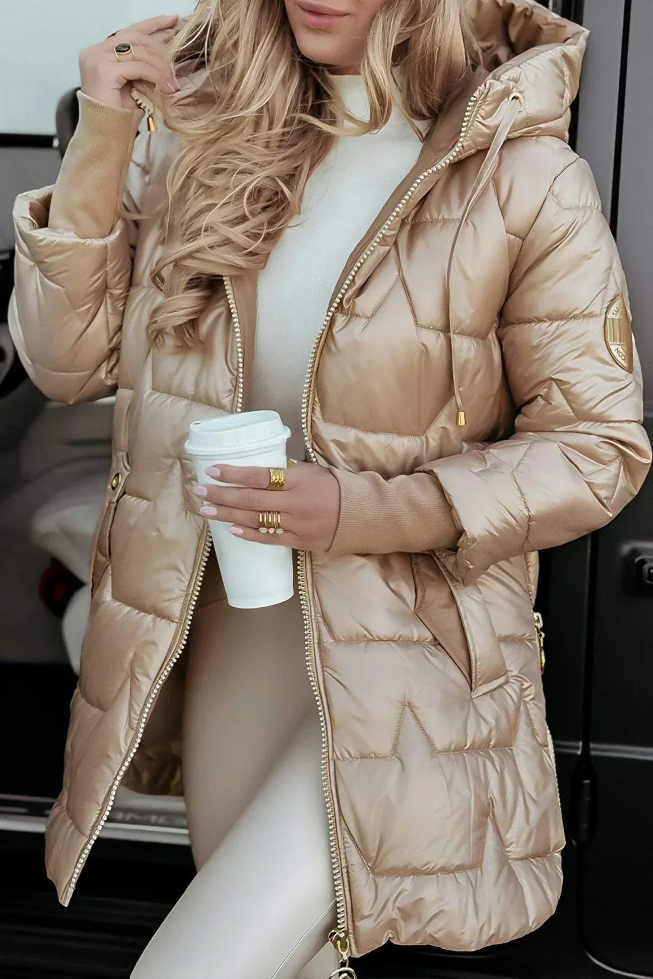 Roselyn | Elegant Winter Coat with Hood and Padding