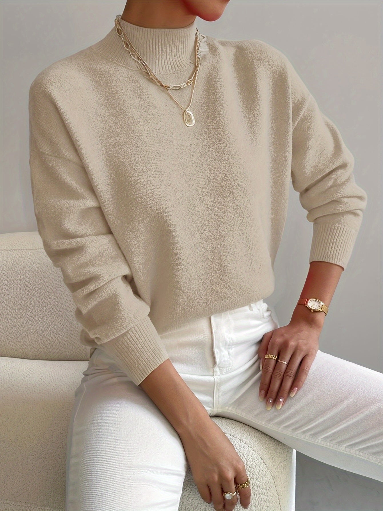 Ylena London – Elegant and Warm Sweater